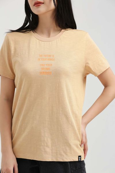 Áo Thun Nữ Regular Fit In Typo Ngực WTS 2199