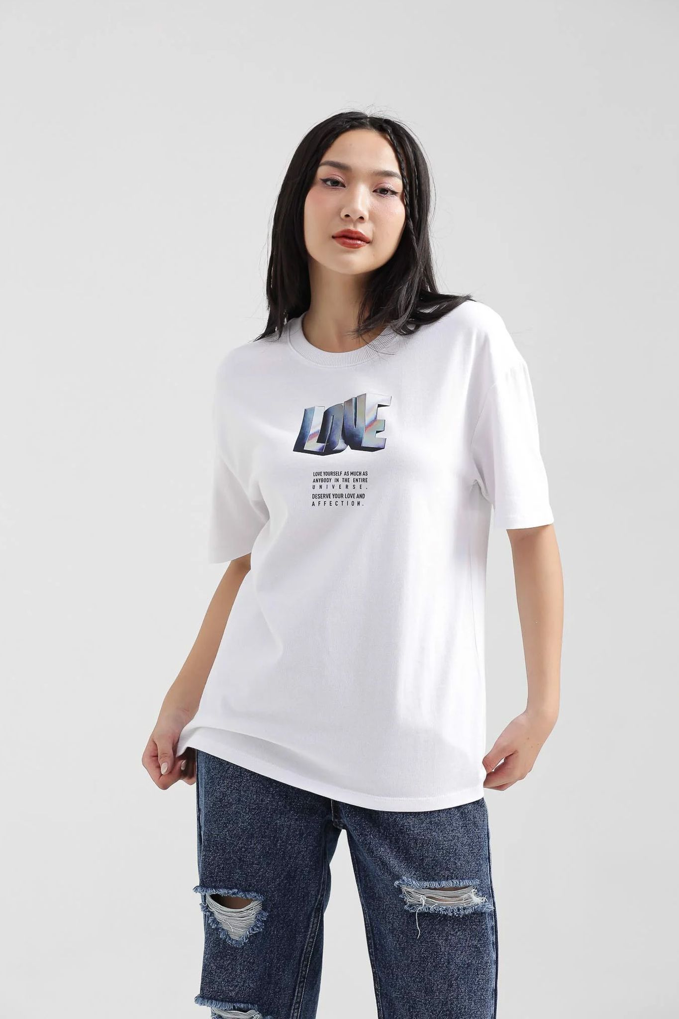Áo Thun Nữ Relax In Typo Love Yourself WTS 2203 -