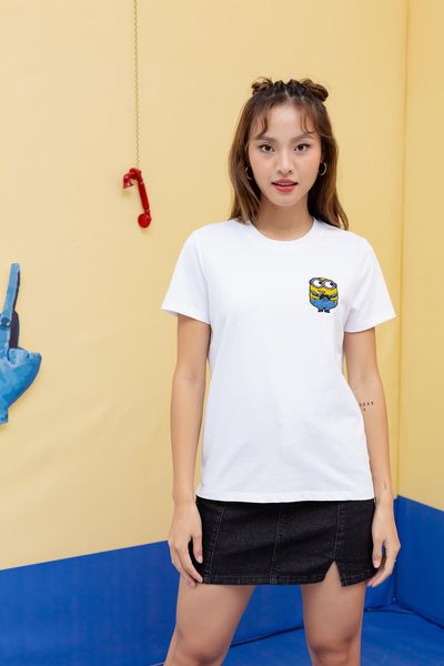 Áo Thun Nữ Regular Fit Minions Thêu Xù WTS 2213