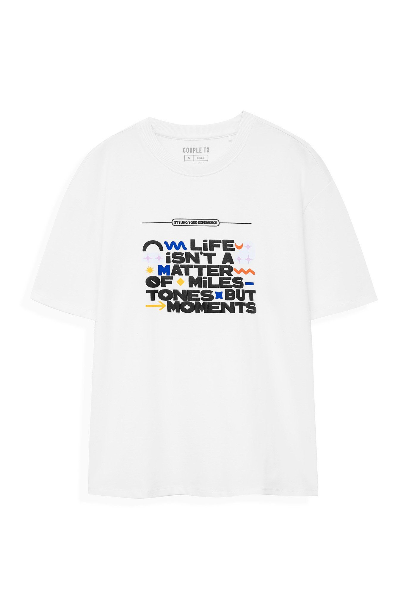 Áo Thun Nữ Relax Fit In Nổi Typo WTS 2207 -