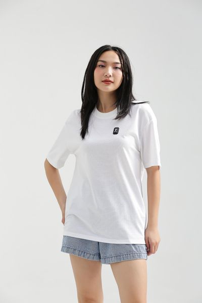 Áo Thun Nữ Relax Fit Đính Logo WTS 2201