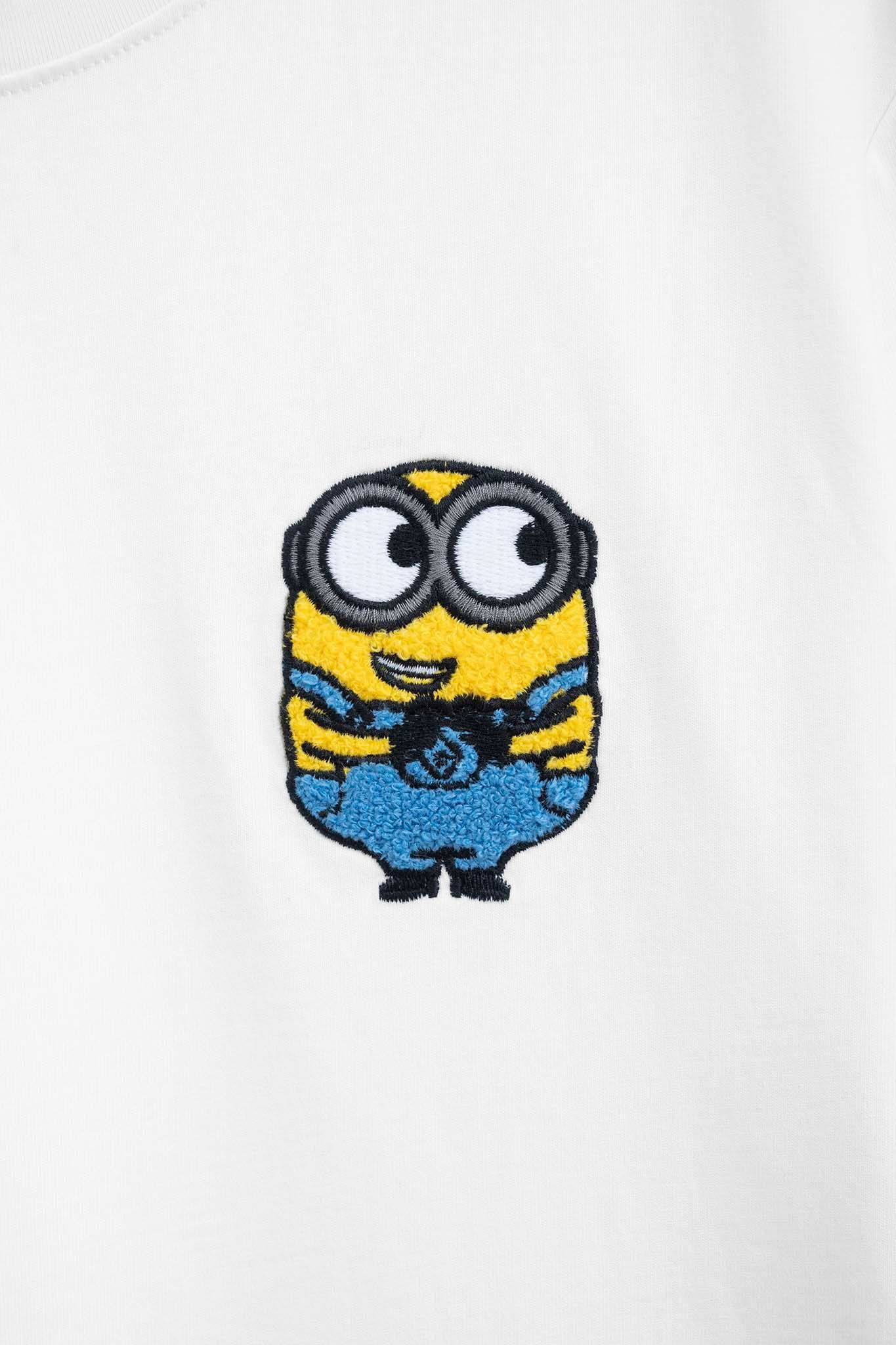 Áo Thun Nữ Regular Fit Minions Thêu Xù WTS 2213 -