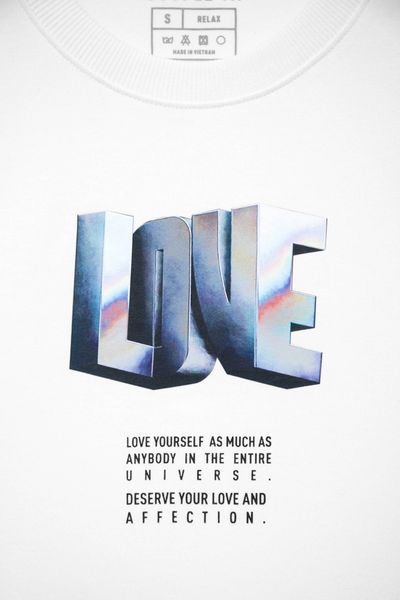 Áo Thun Nữ Relax In Typo Love Yourself WTS 2203
