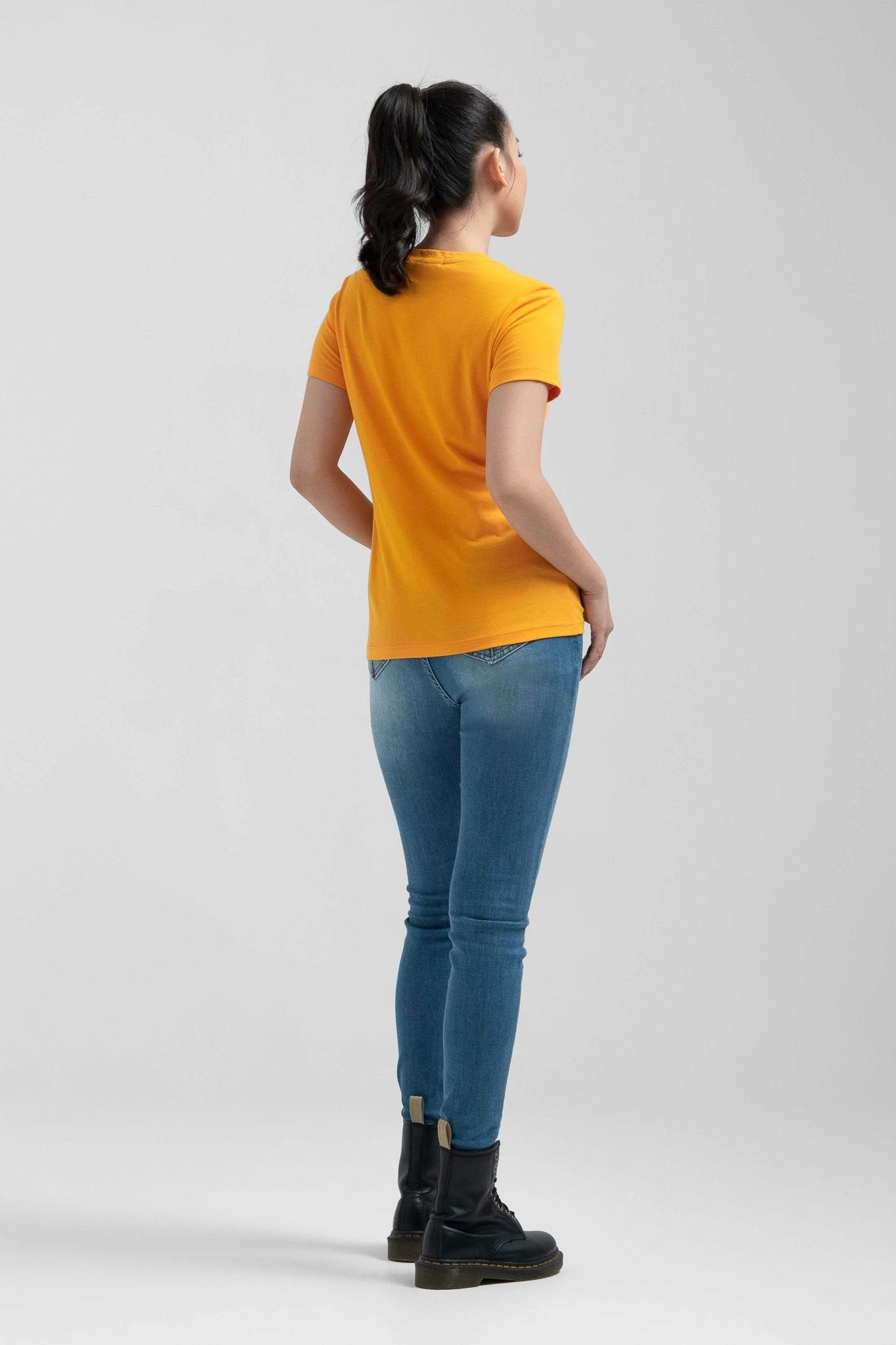 Áo Thun Nữ Slim Fit In Typo Good Things Take Time WTS 2221 -