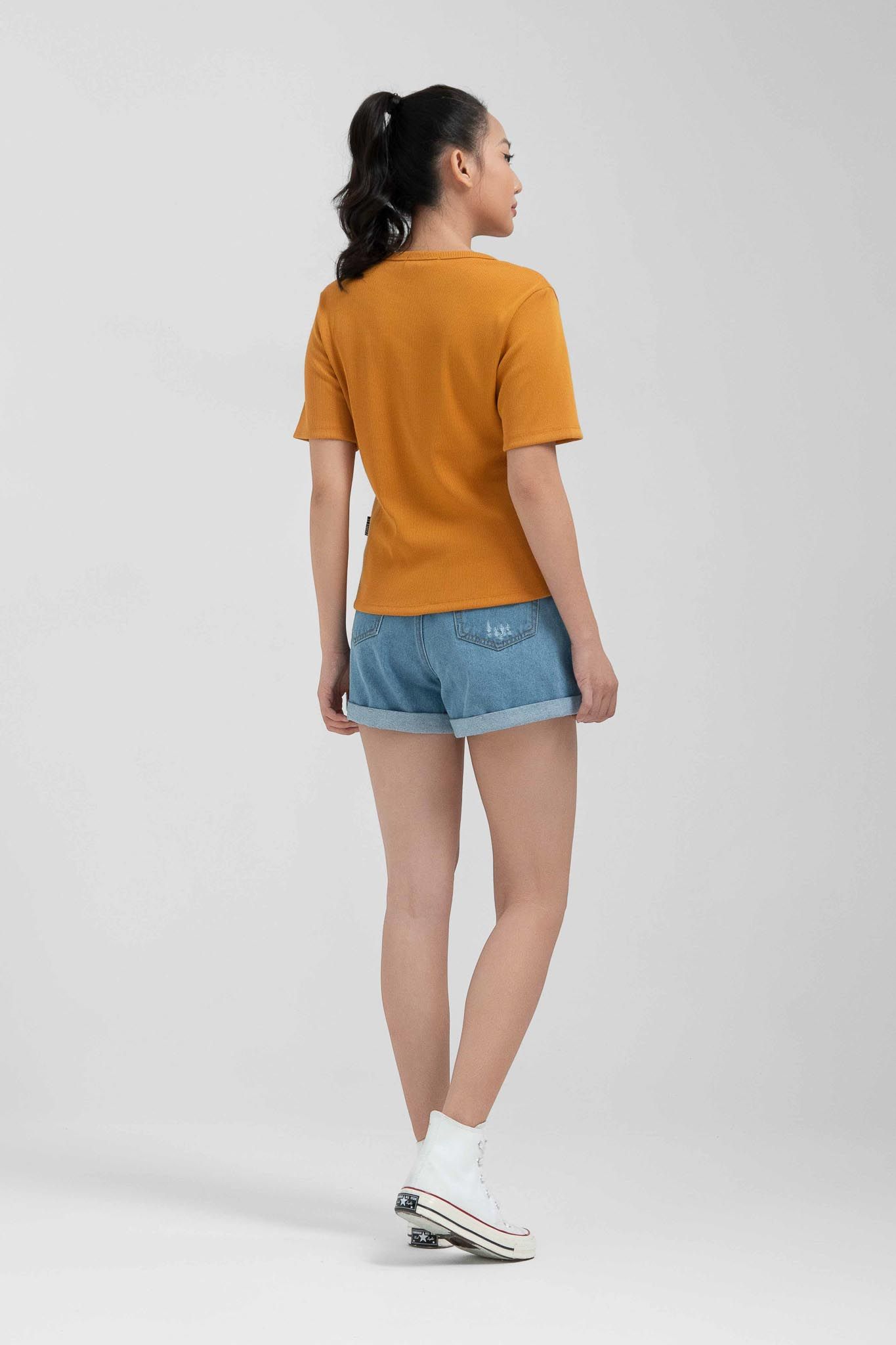 Áo Thun Gân Nữ Slim Fit Tay Lửng WTS 2228 -