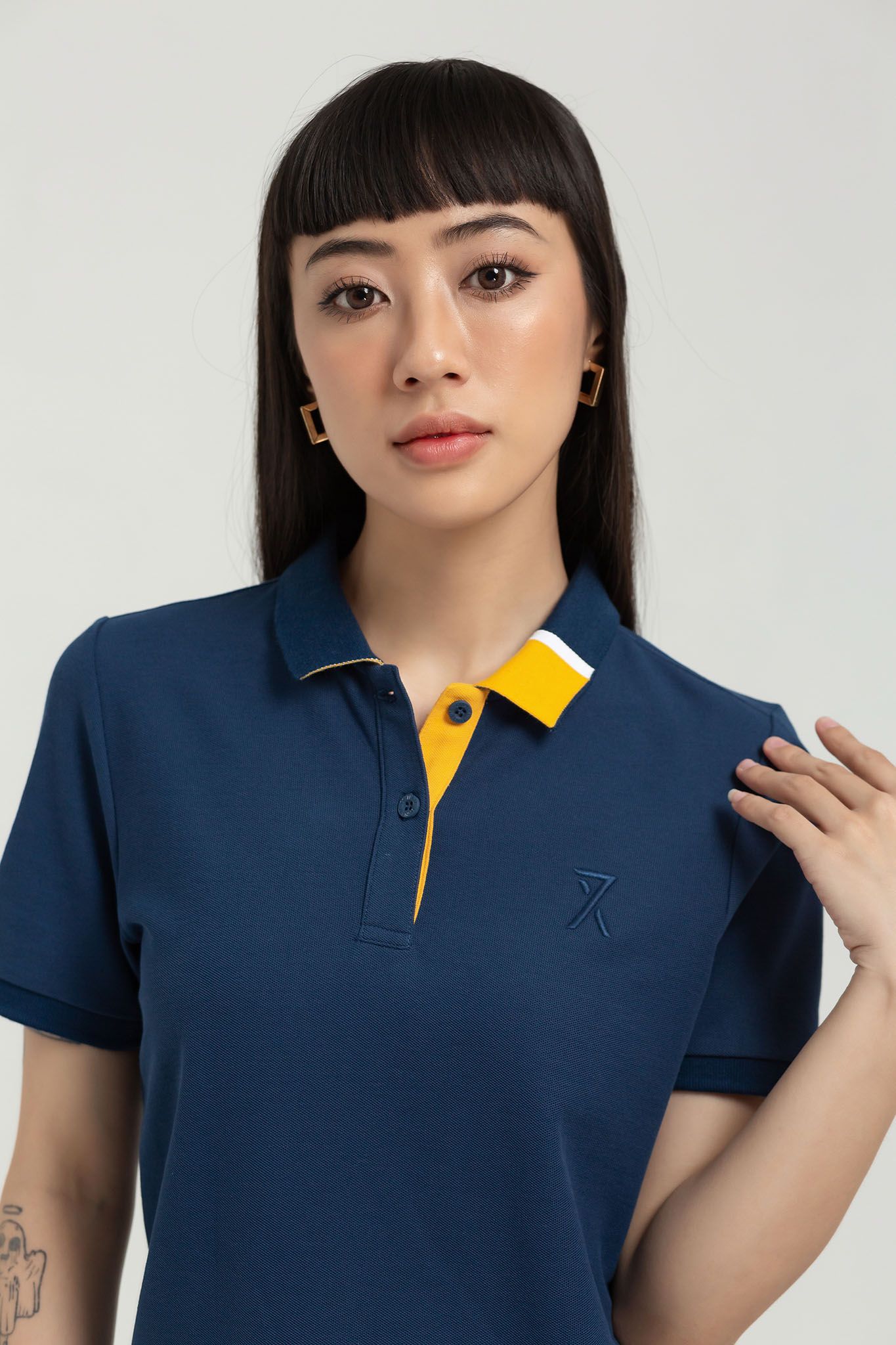 Áo Polo Nữ Pique Regular Fit Phối Trụ Bo Kiểu WPO 2023 -