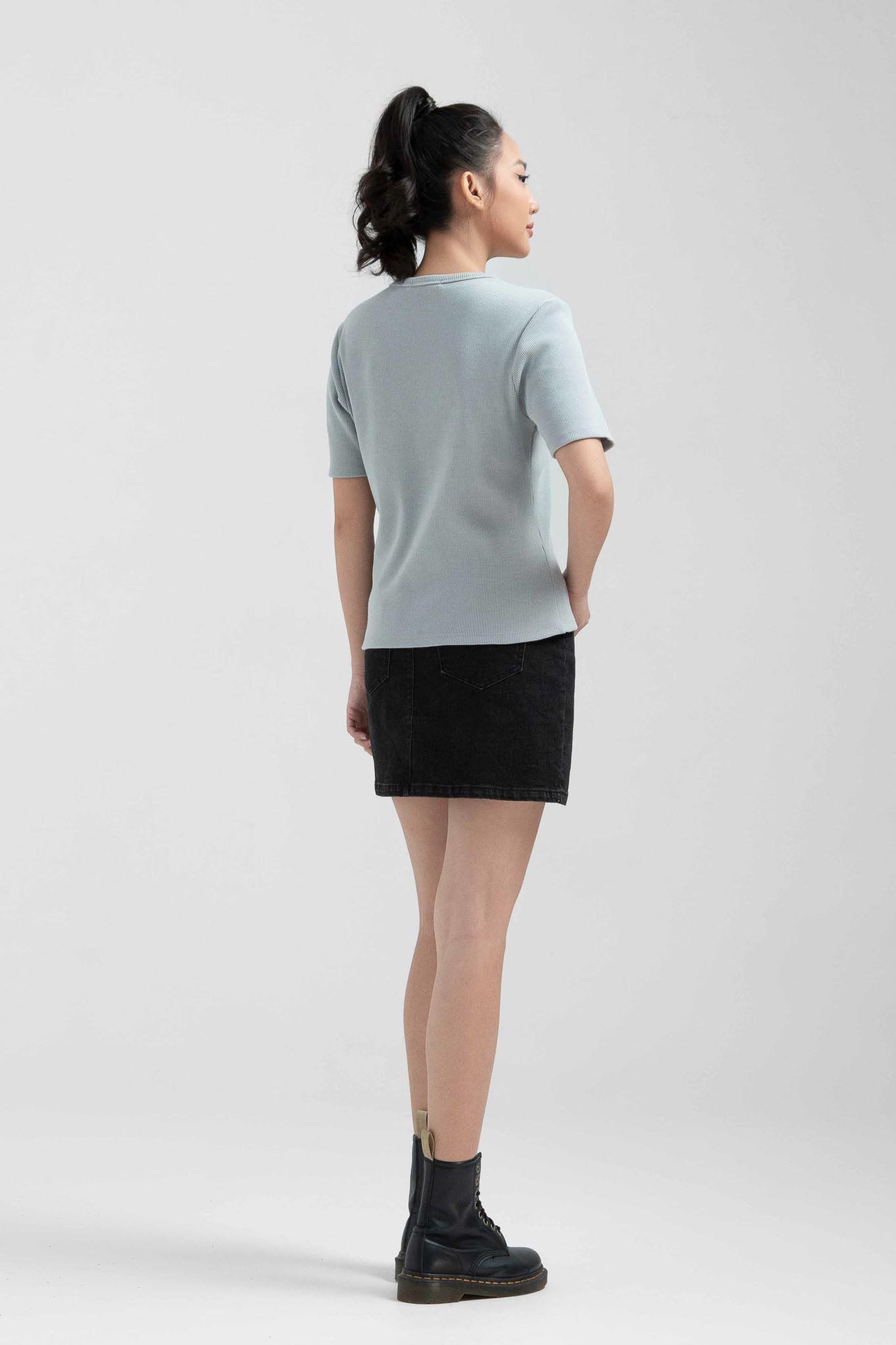 Áo Thun Gân Nữ Slim Fit Tay Lửng WTS 2228 -