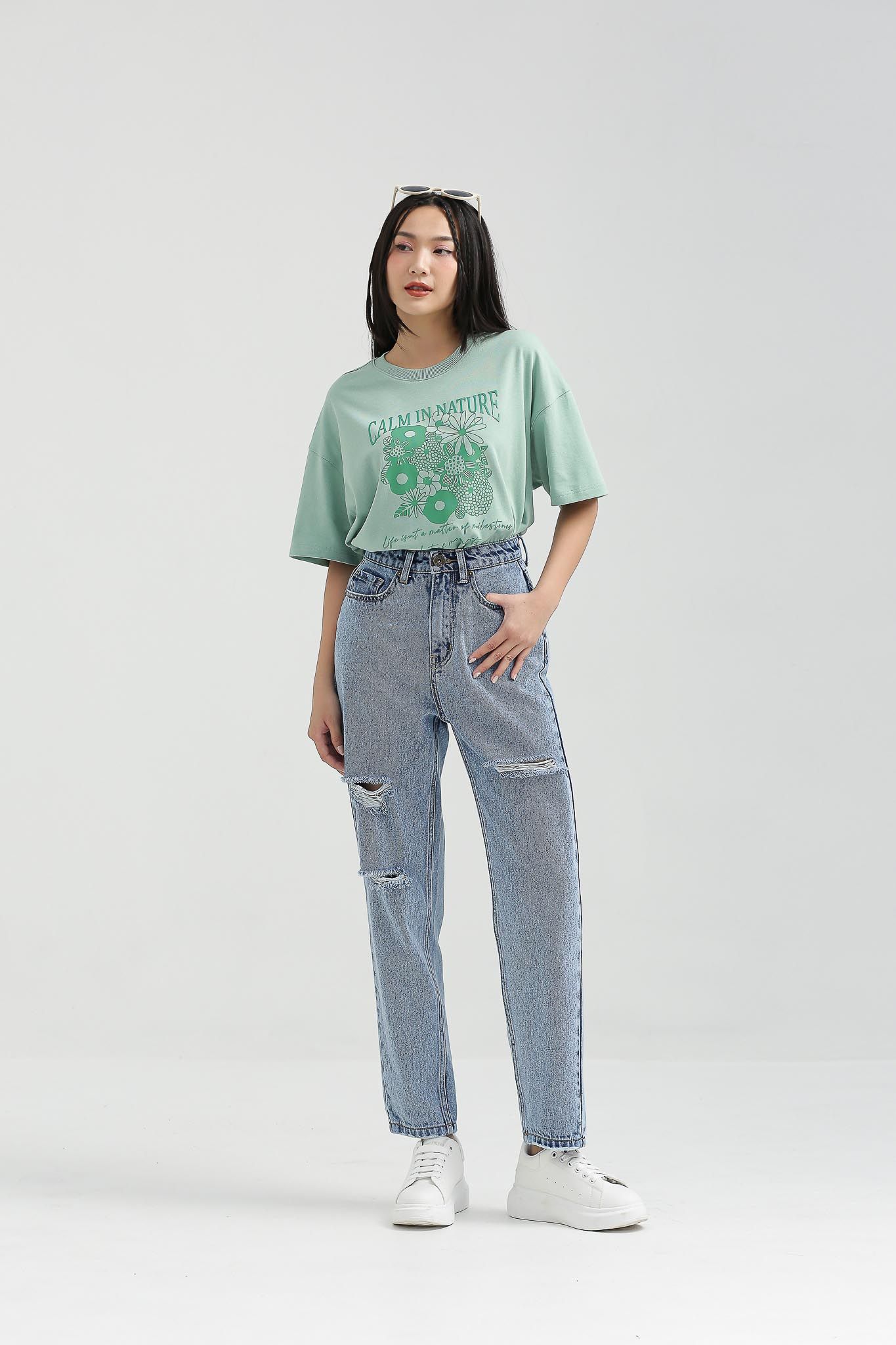 Quần Jeans Nữ Mom Fit Wash Rách WJE 2015 -
