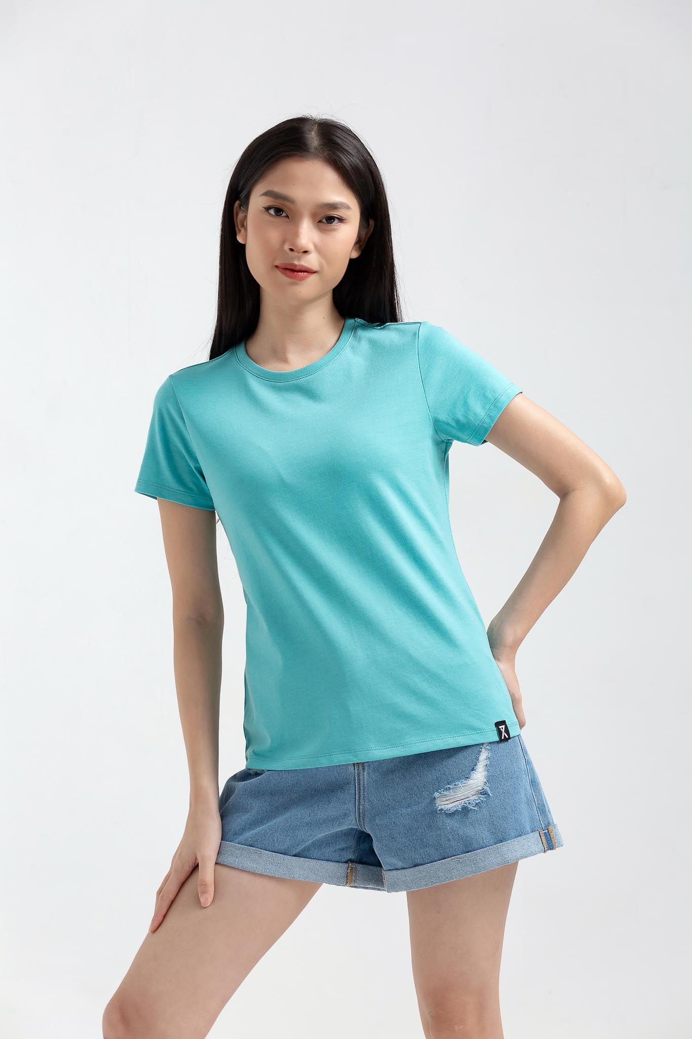 Áo Thun Nữ Cổ Tròn Slim Fit Basic WTS 2231 -