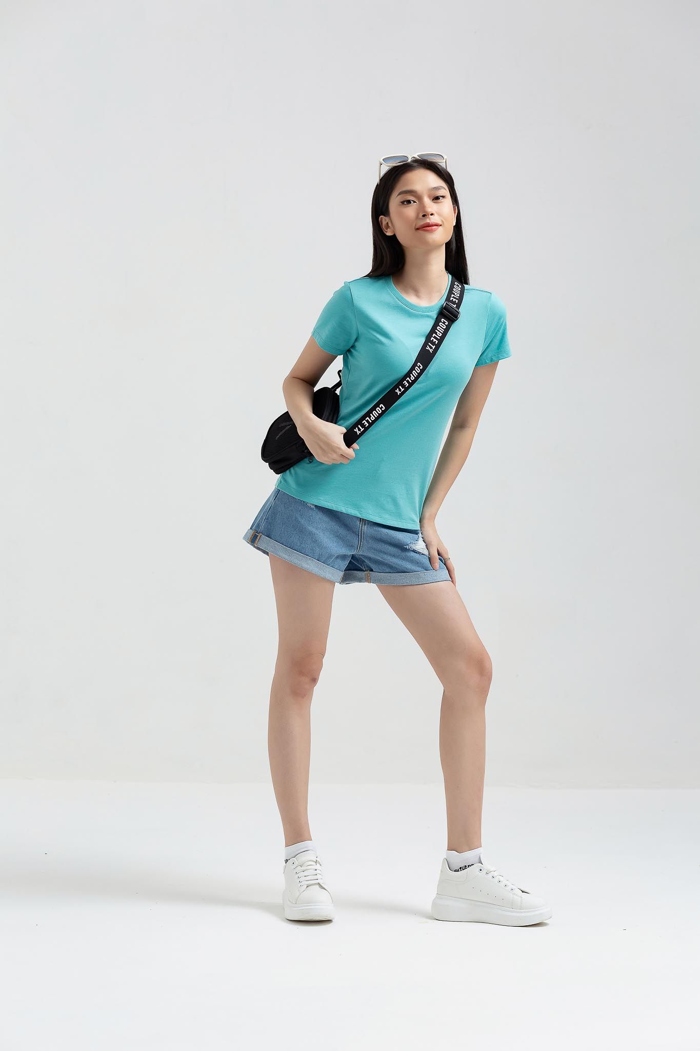Áo Thun Nữ Cổ Tròn Slim Fit Basic WTS 2231 -