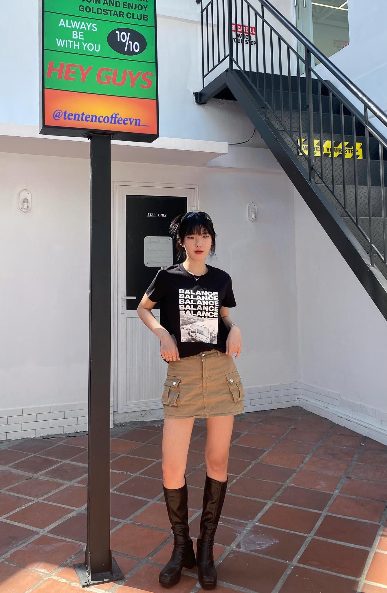 Áo Thun Nữ Regular Fit In Graphic Balance Art WTS 2193 - mix