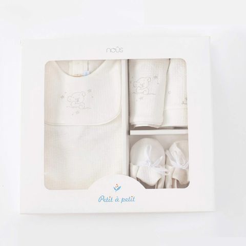 Set quà tặng newborn 01 màu trắng Nous thêu gấu ngôi sao