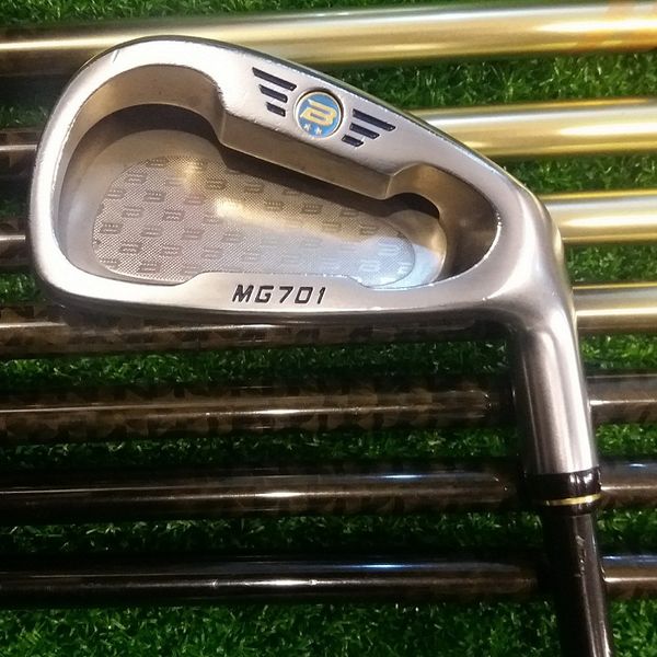 Gậy Golf Iron Set Honma MG701 2 Sao Qua Sử Dụng