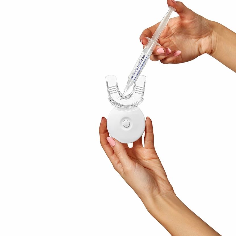 Máy làm trắng răng AuraGlow Teeth Whitening Kit LED Light