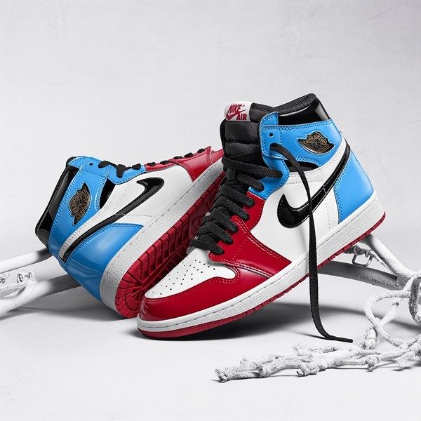 Air Jordan 1 Retro High OG Fearless (PK)