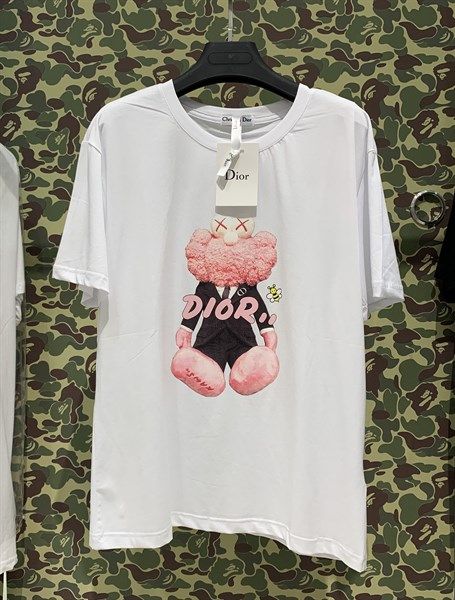 DIOR X PINK KAWS T-SHIRT