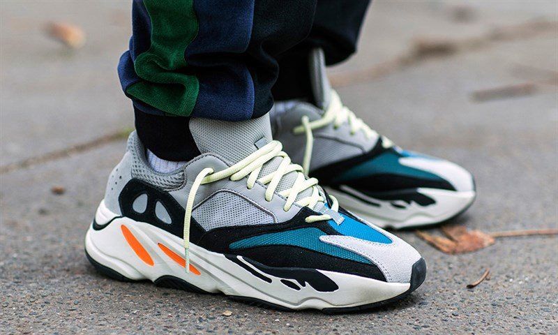 YEEZY BOOST 700 ''WAVE RUNNER'' (PK)
