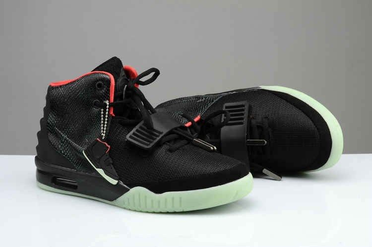 NIKE AIR YEEZY BLACK SOLAR RED