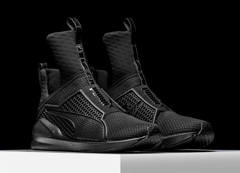 PUMA PENTY TRIPLE BLACK