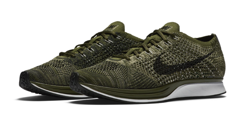 FLYKNIT RACER ROUGHGREEN
