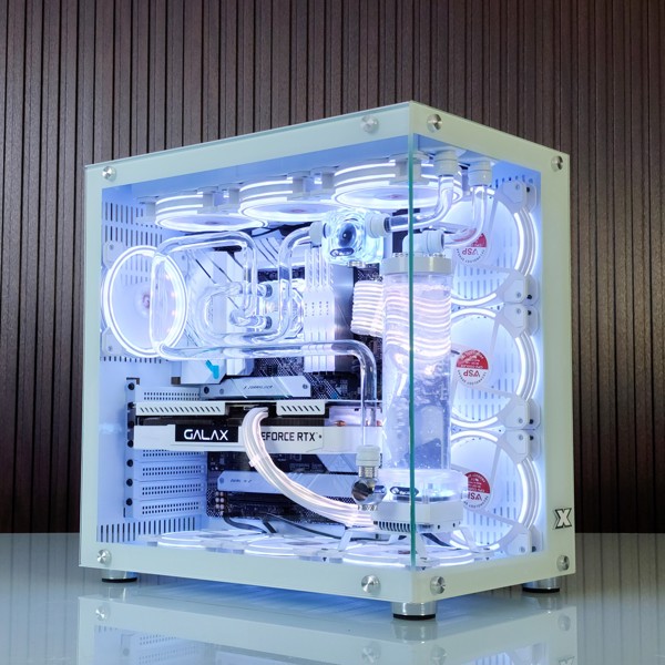 Custom Water Cooling PC All White