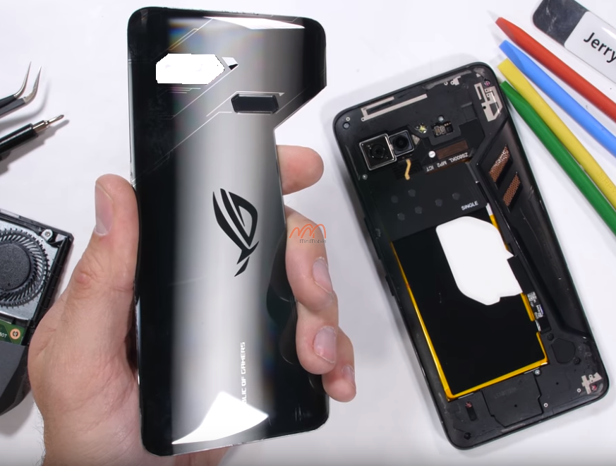 Thay nắp lưng - Nắp pin Asus Rog Phone 1 ZS600