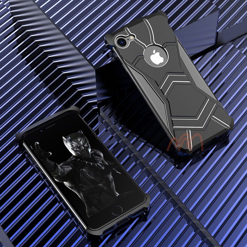 Ốp lưng chống sốc Black Panther iPhone 7/8 hiệu R-Just