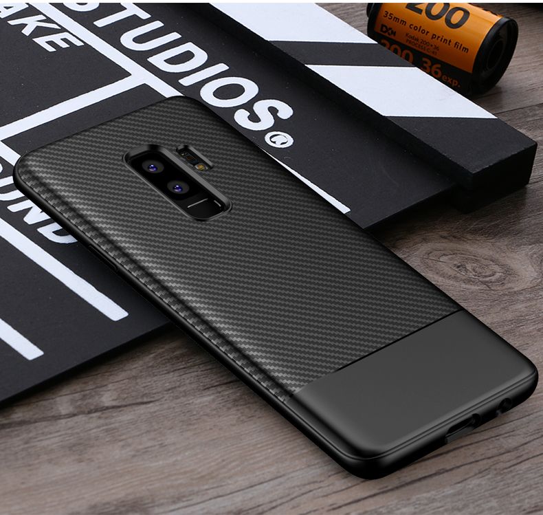 Ốp lưng Samsung S9 Plus vân carbon