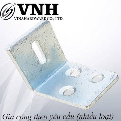 Pát sắt vuông P82101