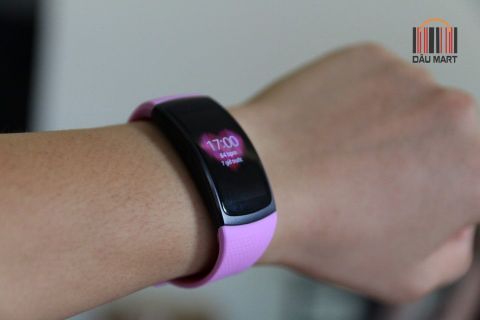  Dây đeo Gear Fit 2 hồng khóa bấm 