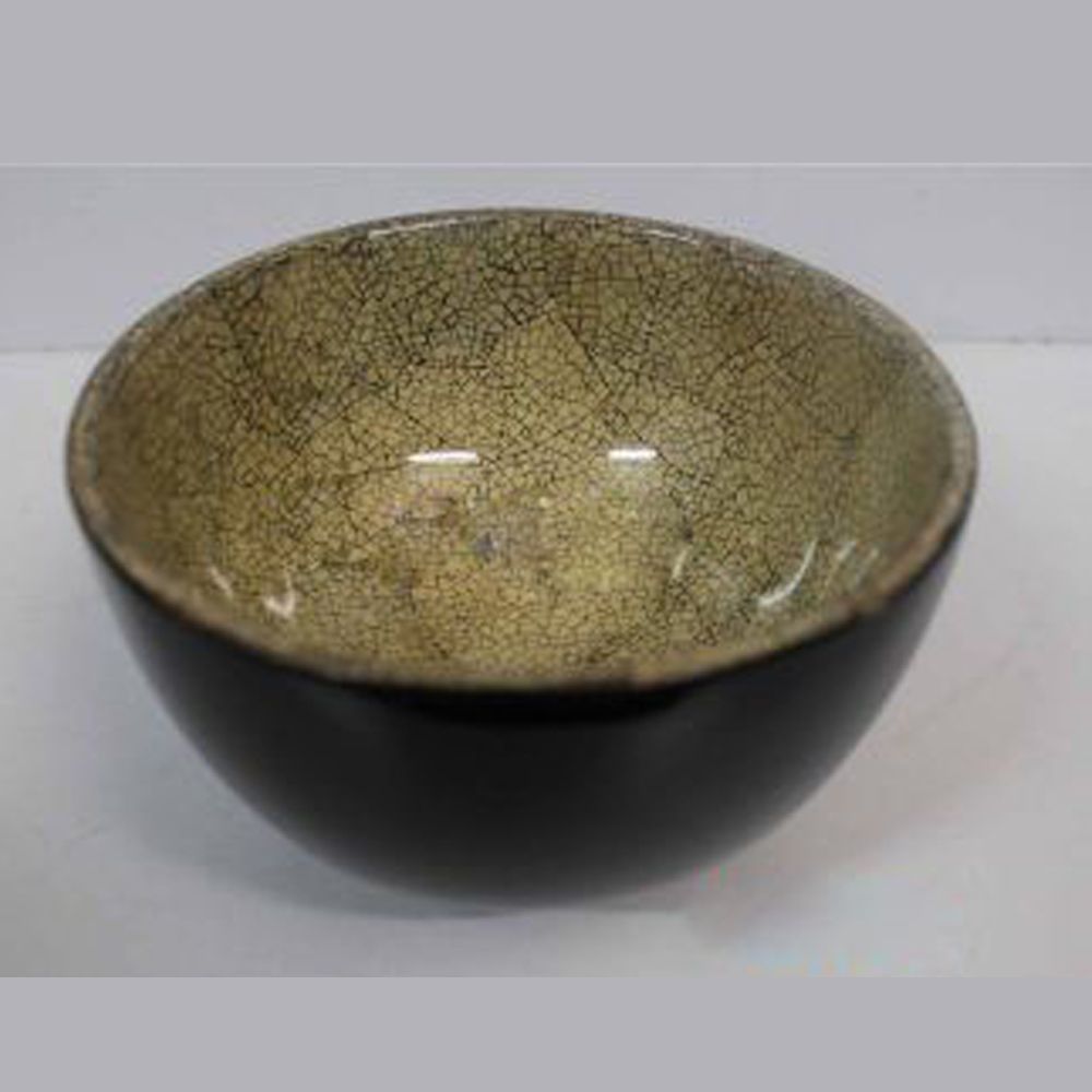 Lacquer bowl