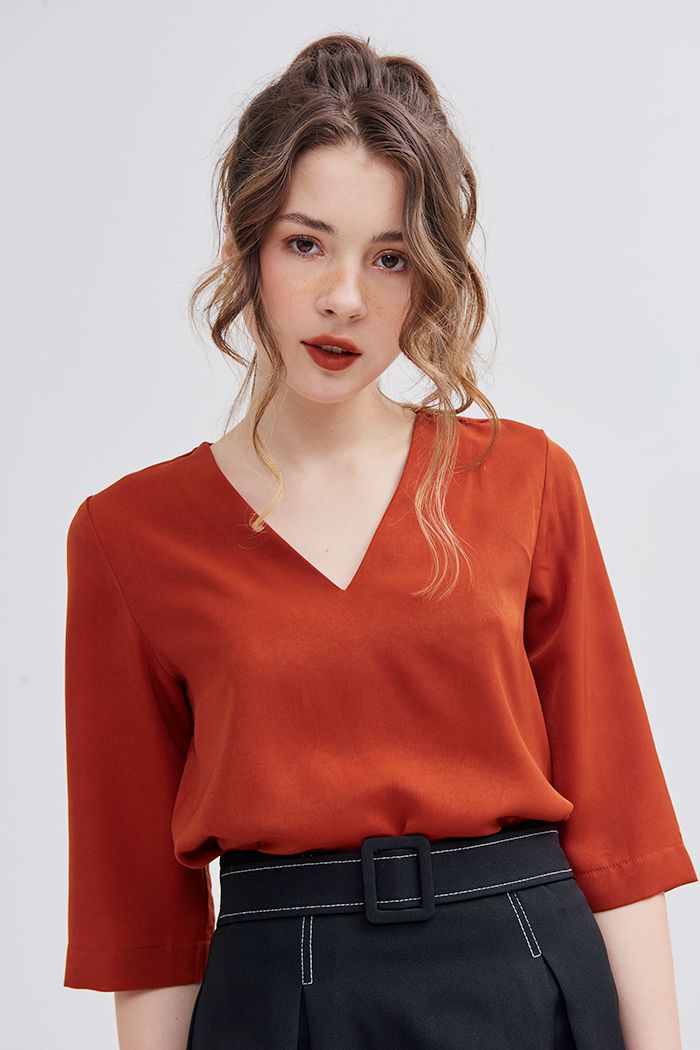 Áo sơmi cơ bản cổ tim tay lỡ SPR19