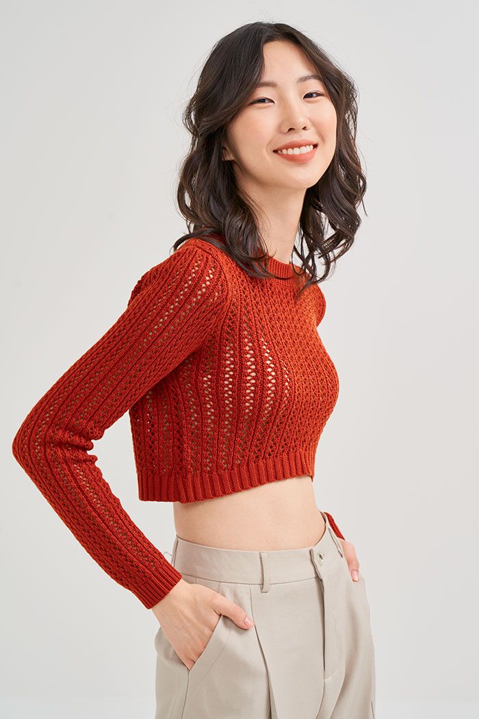 Áo thun croptop dệt kim tay dài đan hình thoi