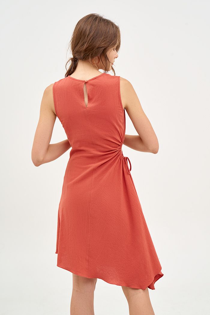 Đầm sát nát cutout rút dây hông