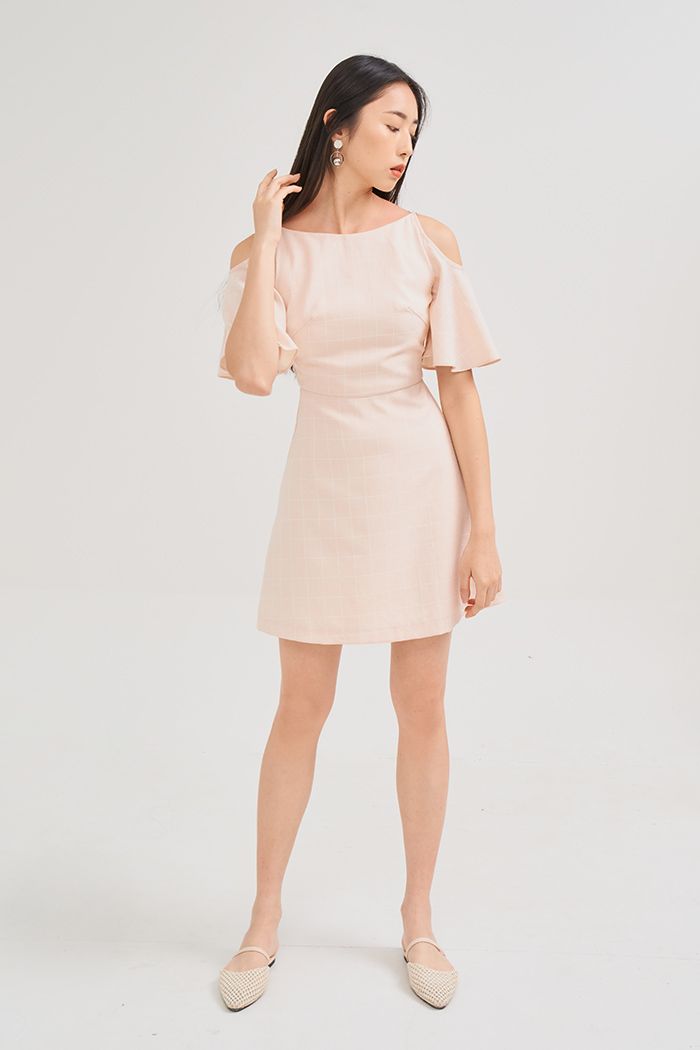 Đầm A cutout vai cột nơ sau