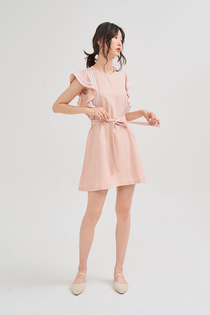 Đầm form rộng bèo tay viền ren cột nơ