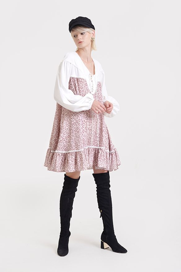 Đầm form rộng hoạ tiết fall18 viền ren nhỏ