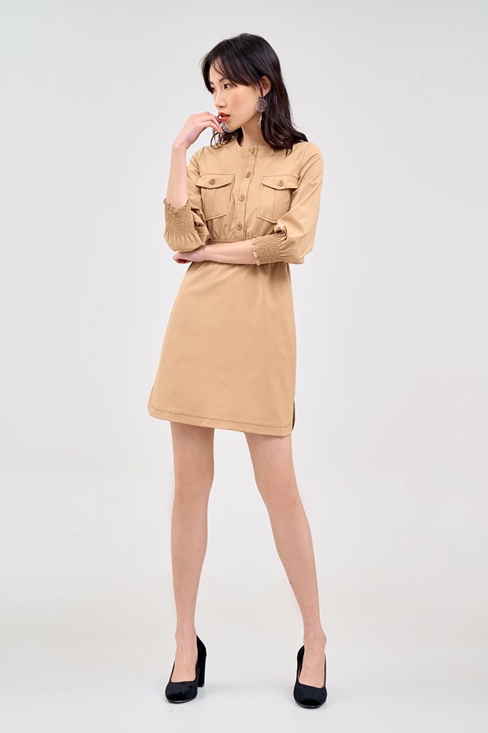 Đầm 2 túi hộp xẻ lai