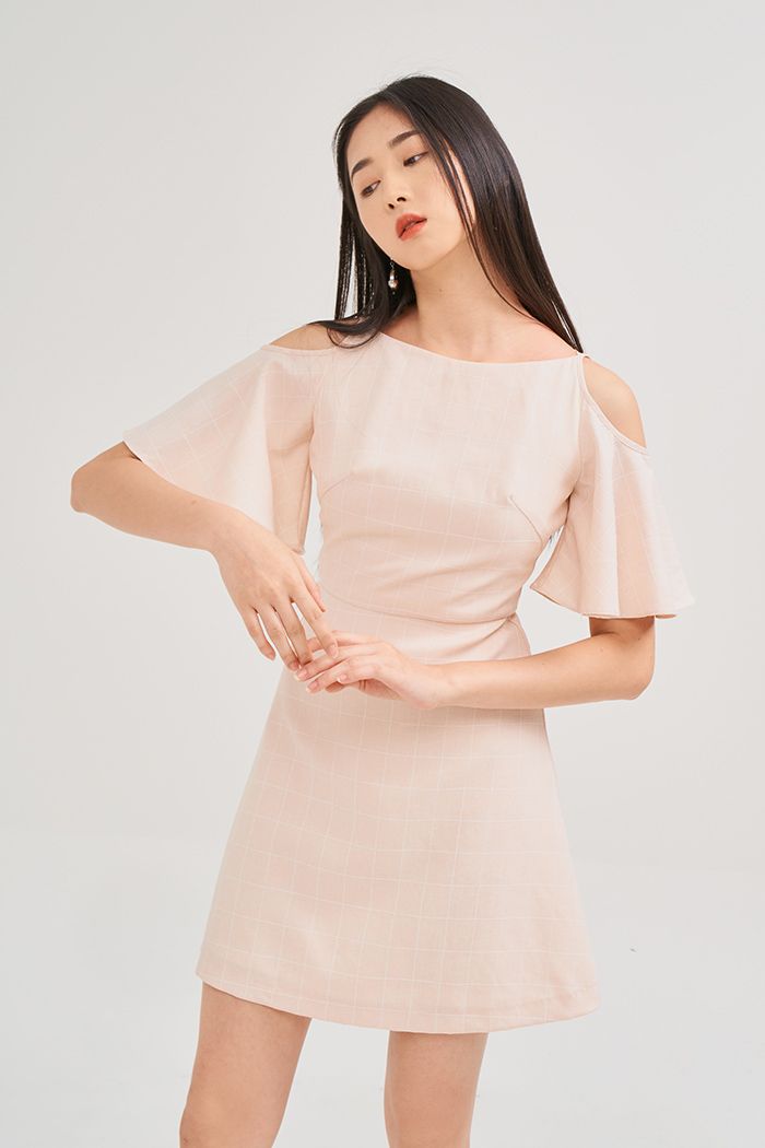 Đầm A cutout vai cột nơ sau
