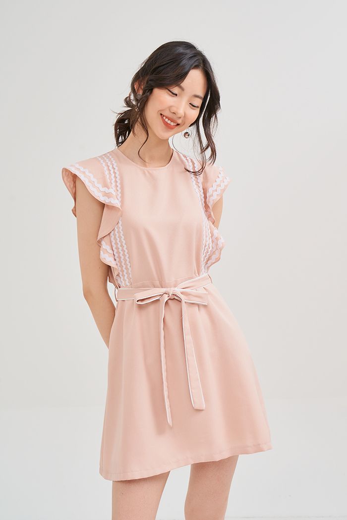 Đầm form rộng bèo tay viền ren cột nơ