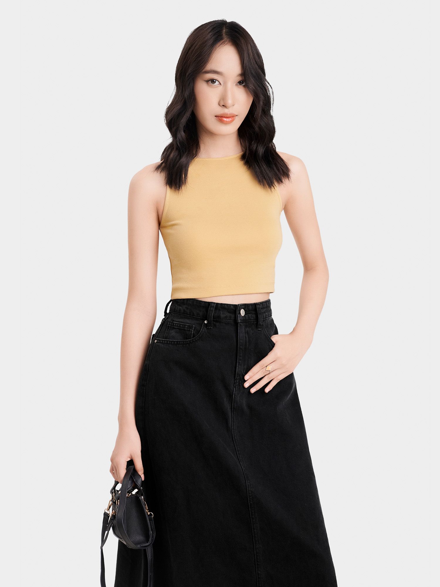  Áo thun crop 3 lỗ cổ thuyền 