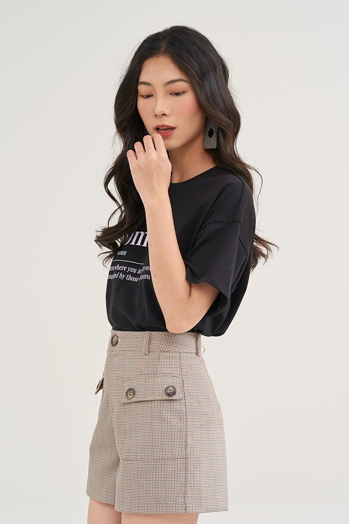 Quần short caro 2 túi hộp nhấn nút