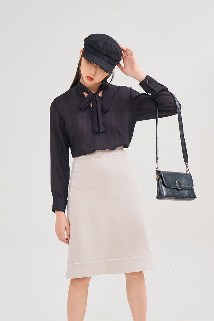 Chân váy midi viền màu đối lập