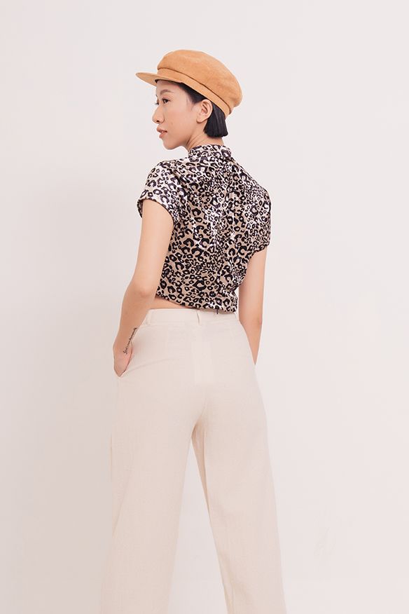 Áo croptop hoạ tiết da beo