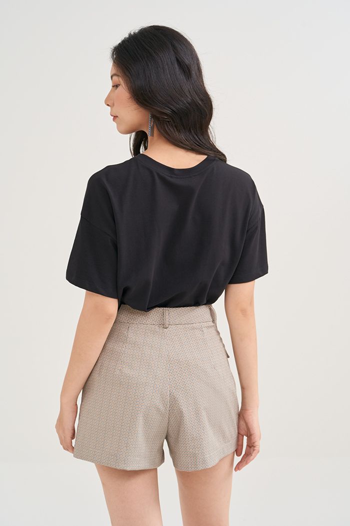 Quần short caro 2 túi hộp nhấn nút