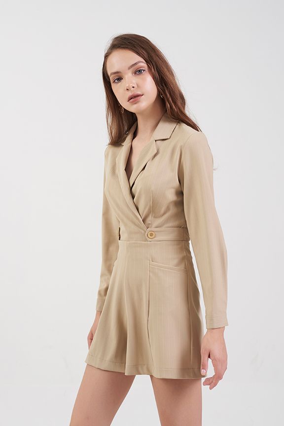 Jumpsuit đắp chéo cổ danton