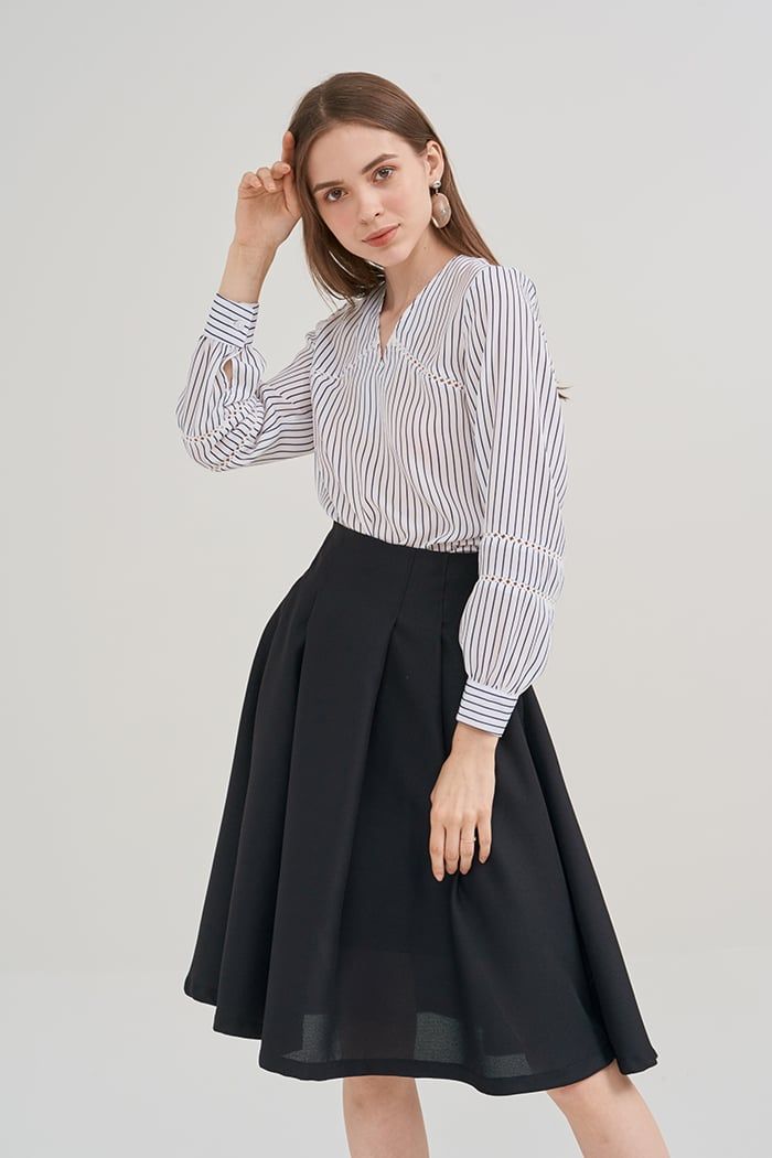 Váy midi xếp li lưng liền dây kéo hông