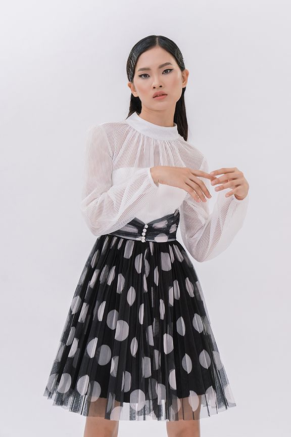 Đầm sheer chấm bi tùng dập li