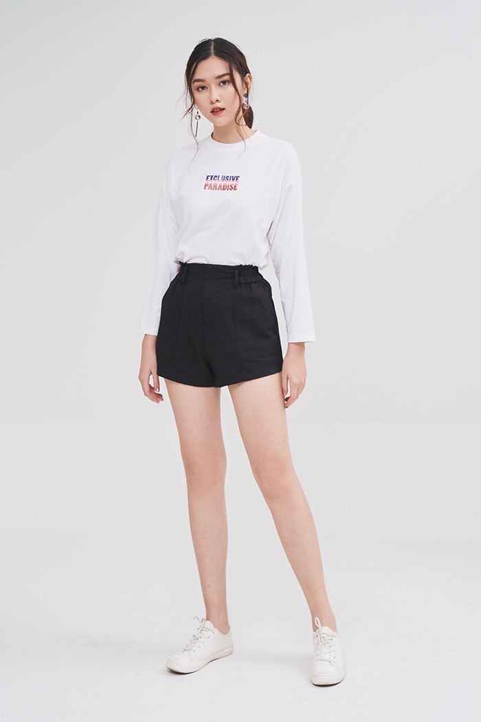 Quần short lưng thun đắp 2 túi vuông