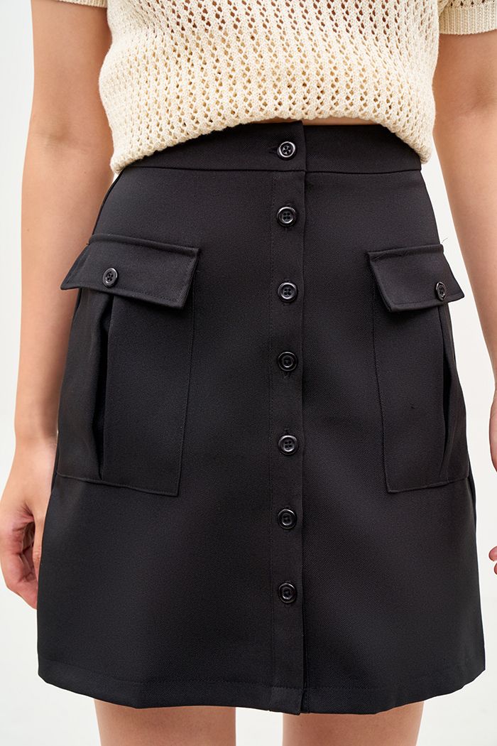 Váy Khaki nẹp nút túi hộp